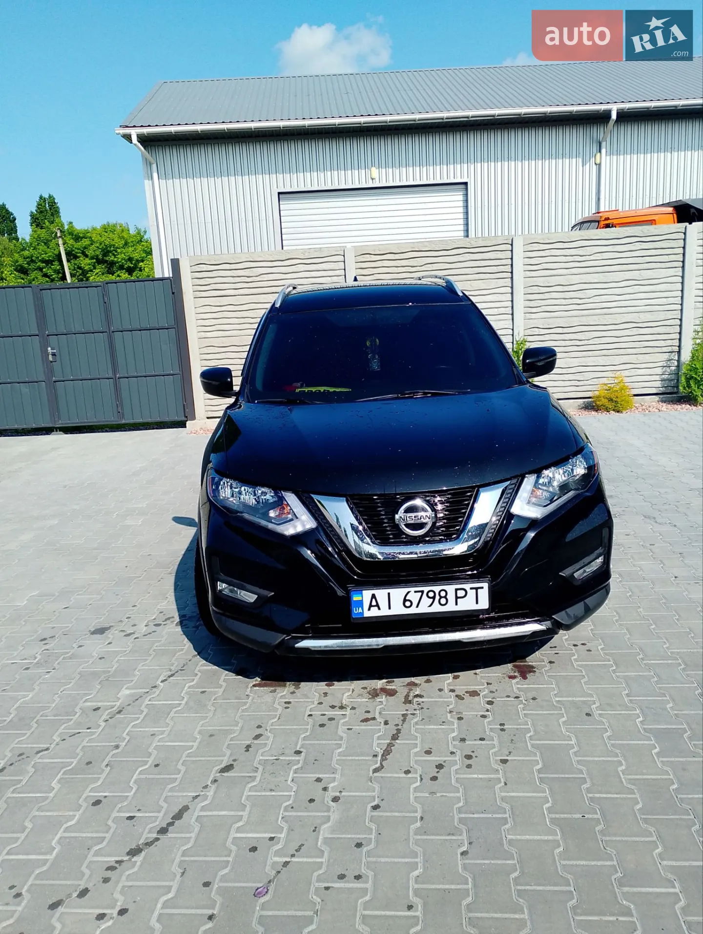 Nissan Rogue 2018 — 1