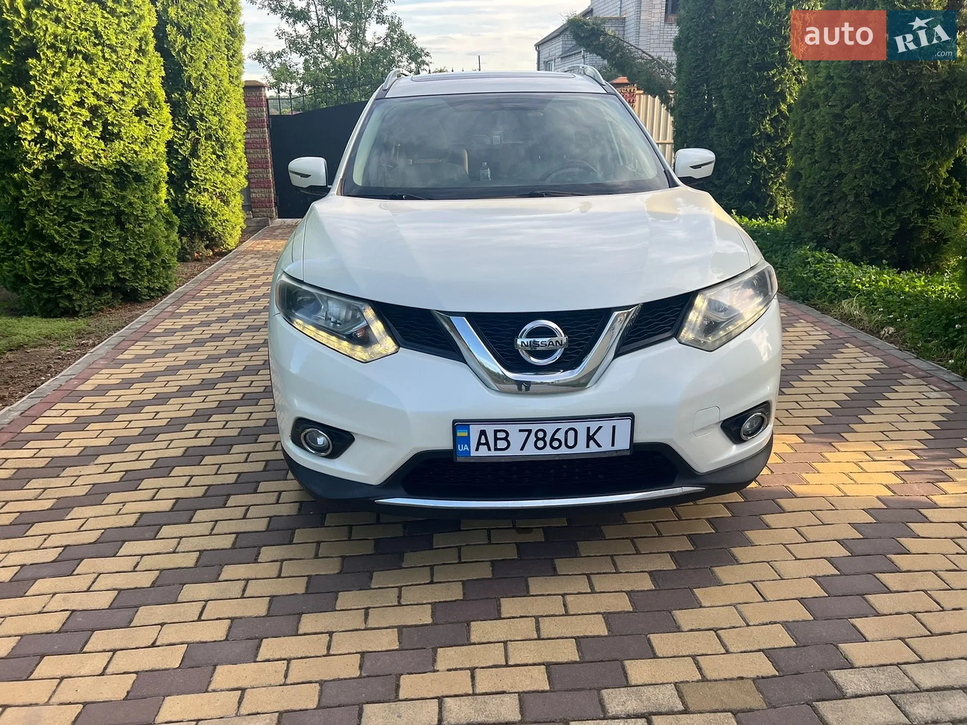 Nissan Rogue, 2015