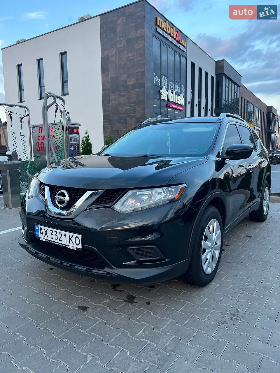 Nissan Rogue, 2016