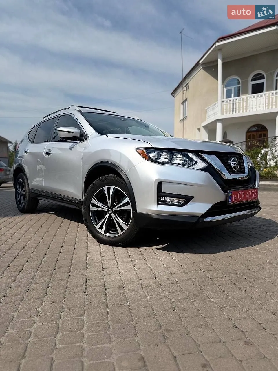 Nissan Rogue, 2016