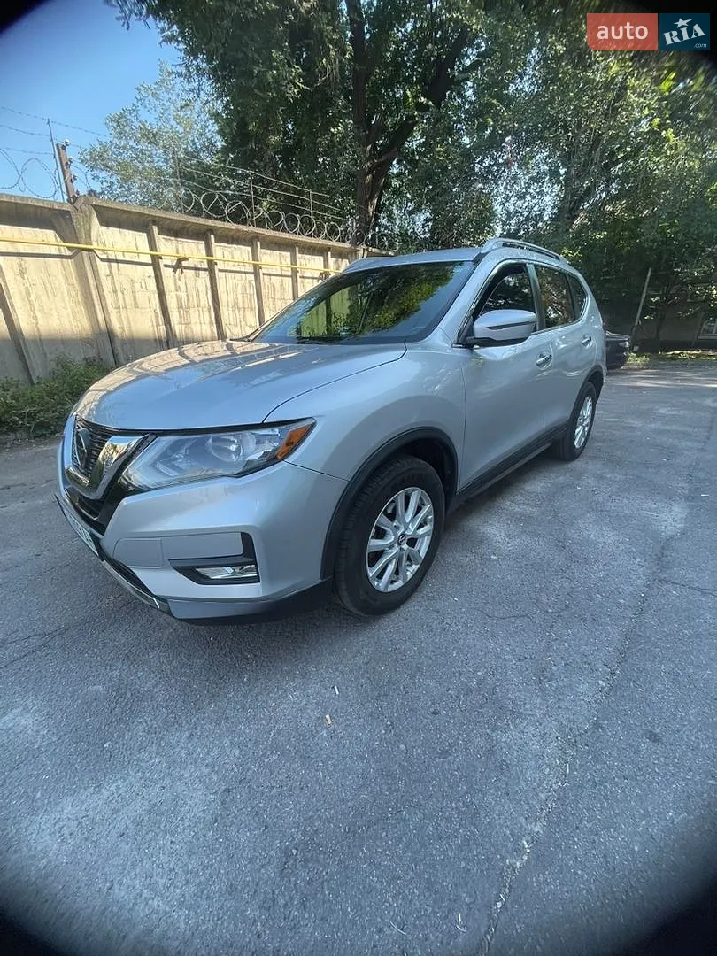 Nissan Rogue, 2017