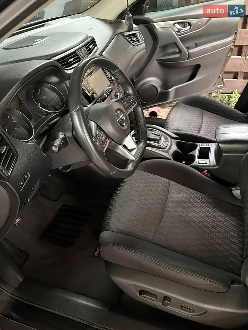 Nissan Rogue, 2018