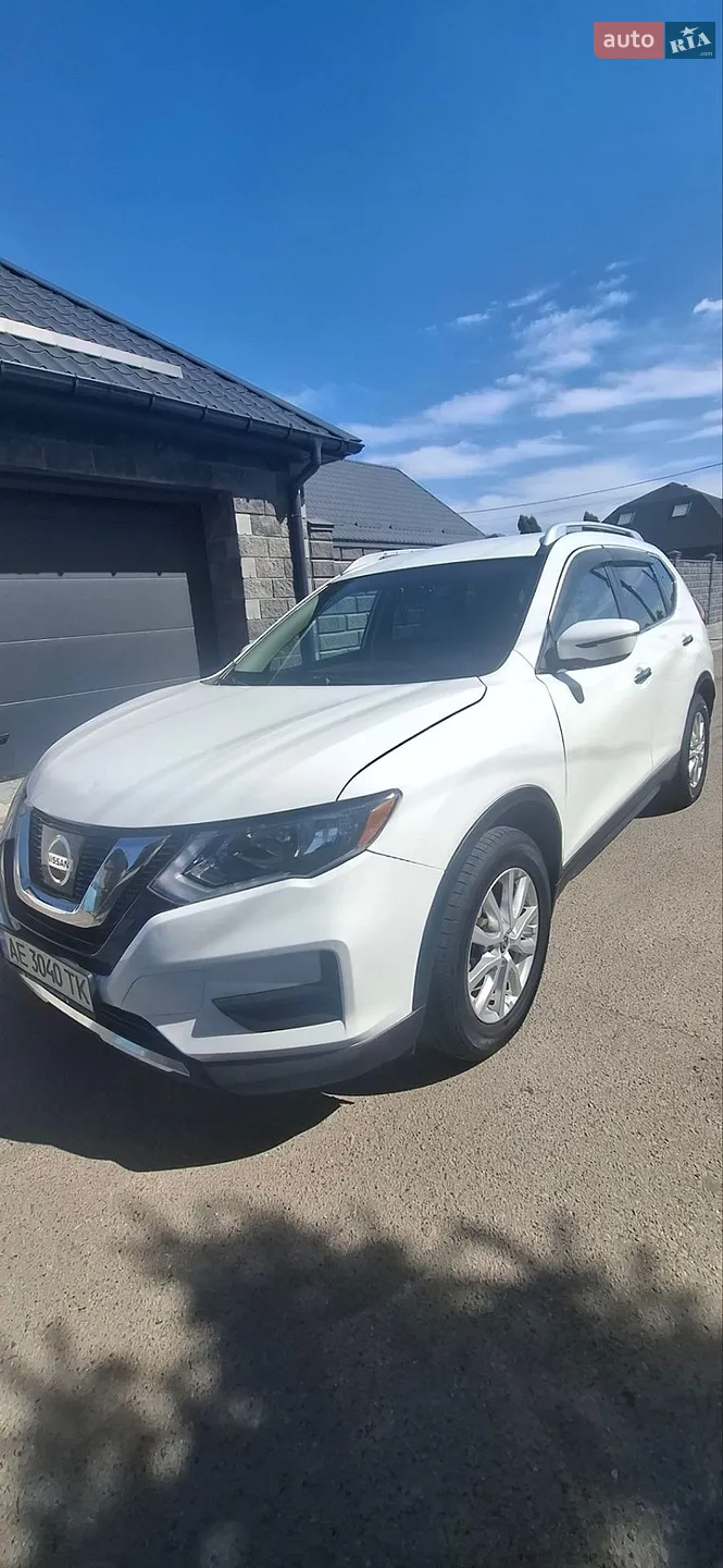 Nissan Rogue, 2017