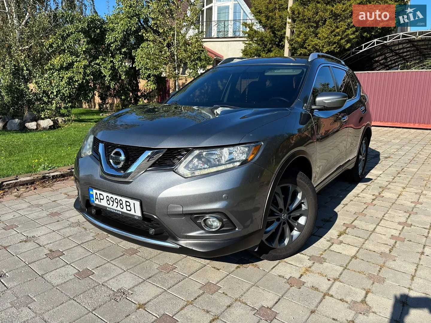 Nissan Rogue, 2015