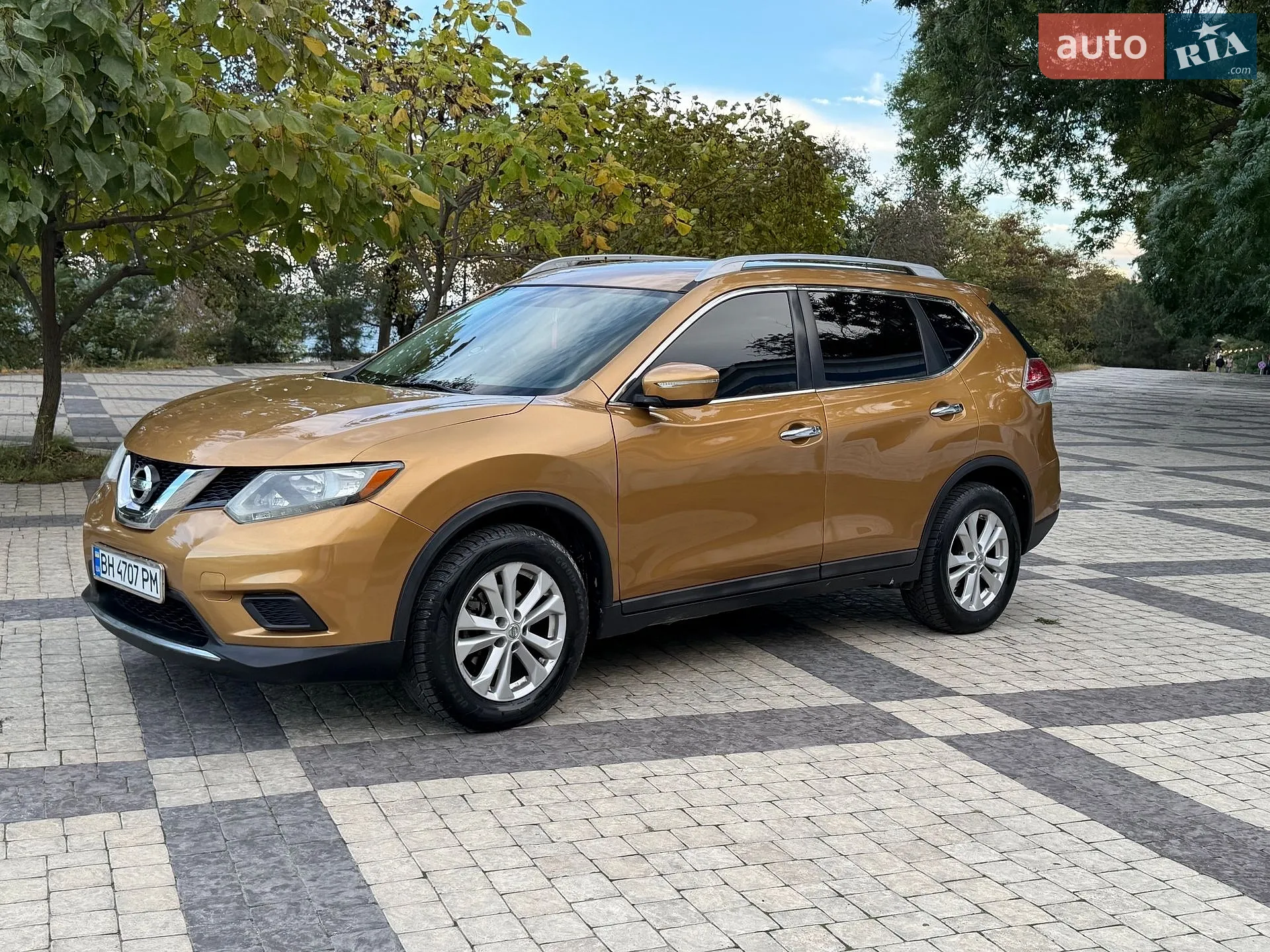 Nissan Rogue, 2014