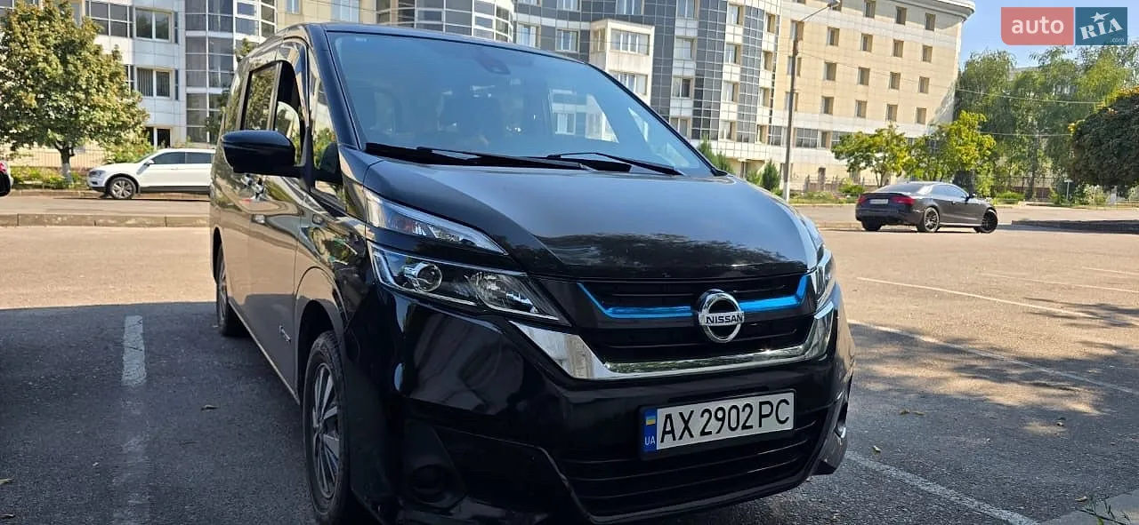Nissan Serena, 2018