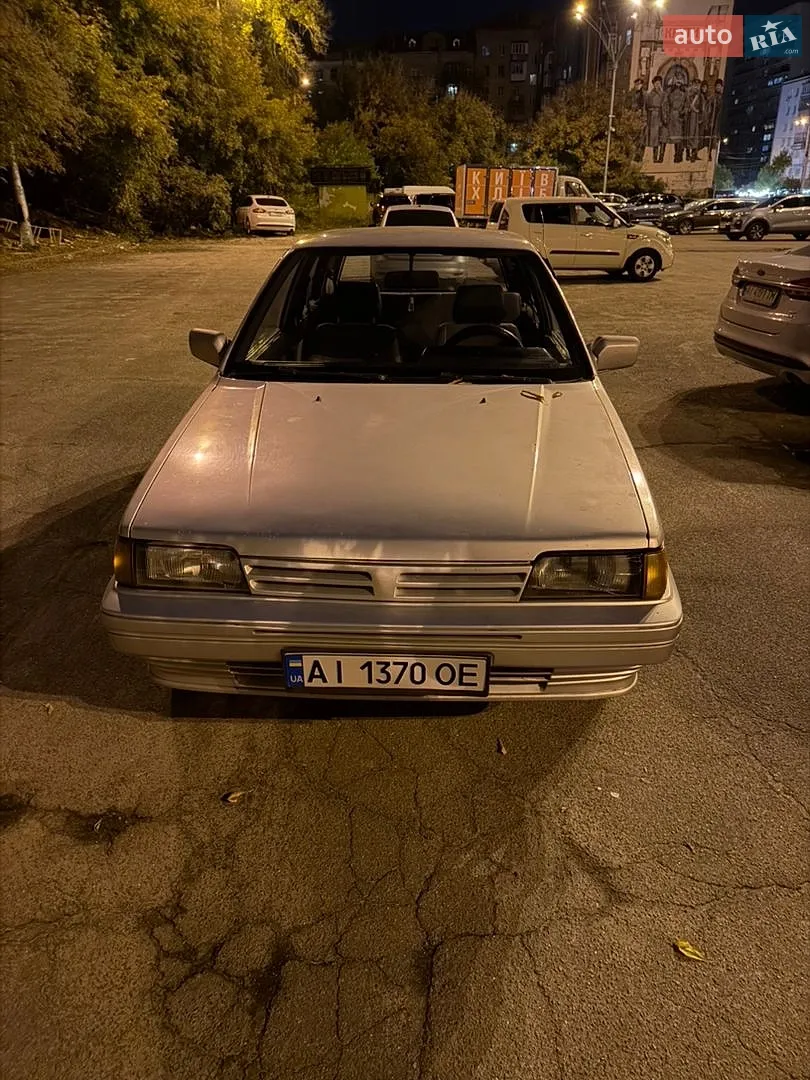 Nissan Sunny, 1989