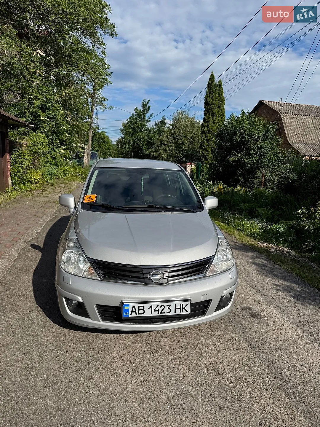 Nissan TIIDA, 2012
