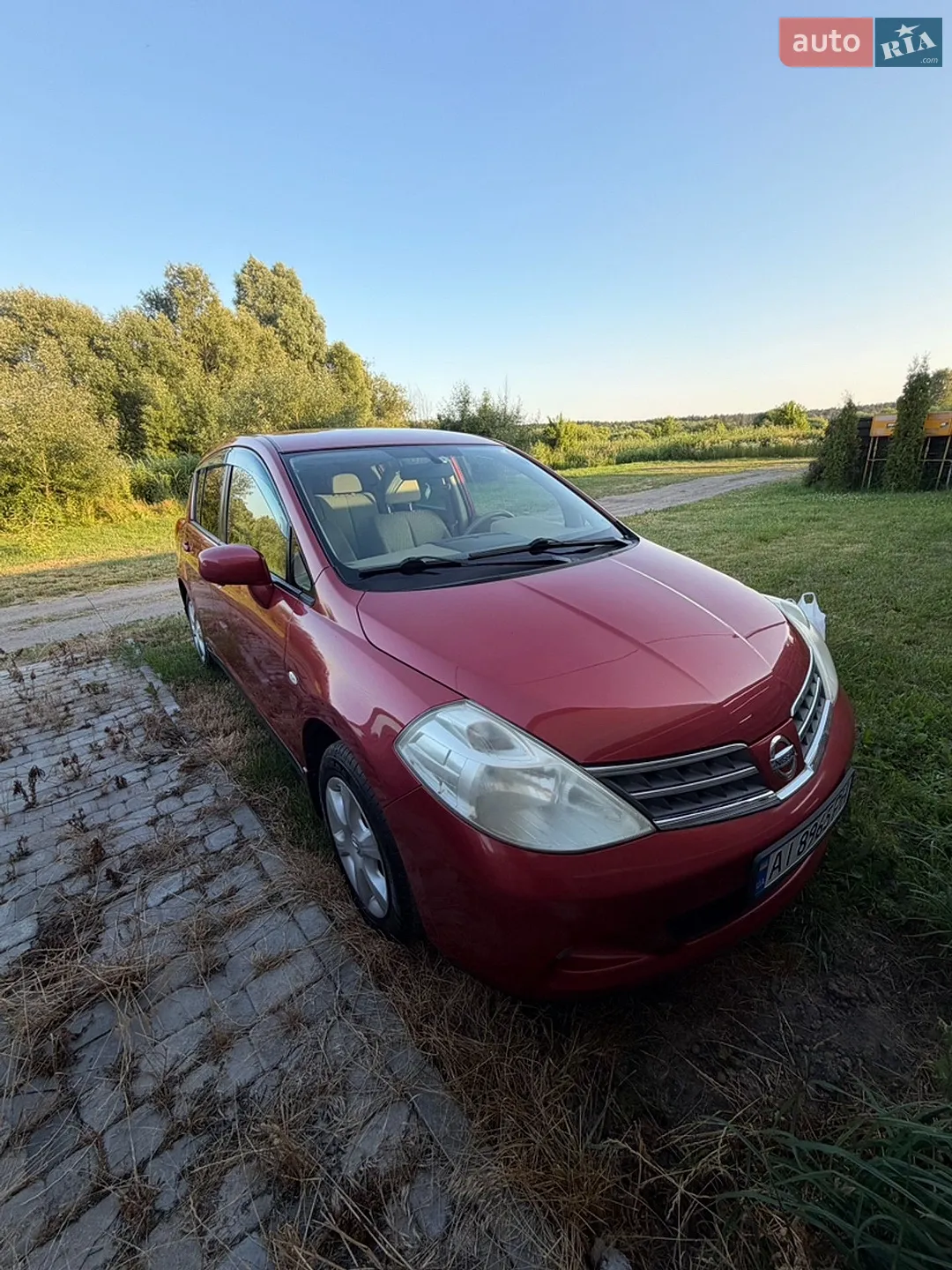 Nissan TIIDA, 2012