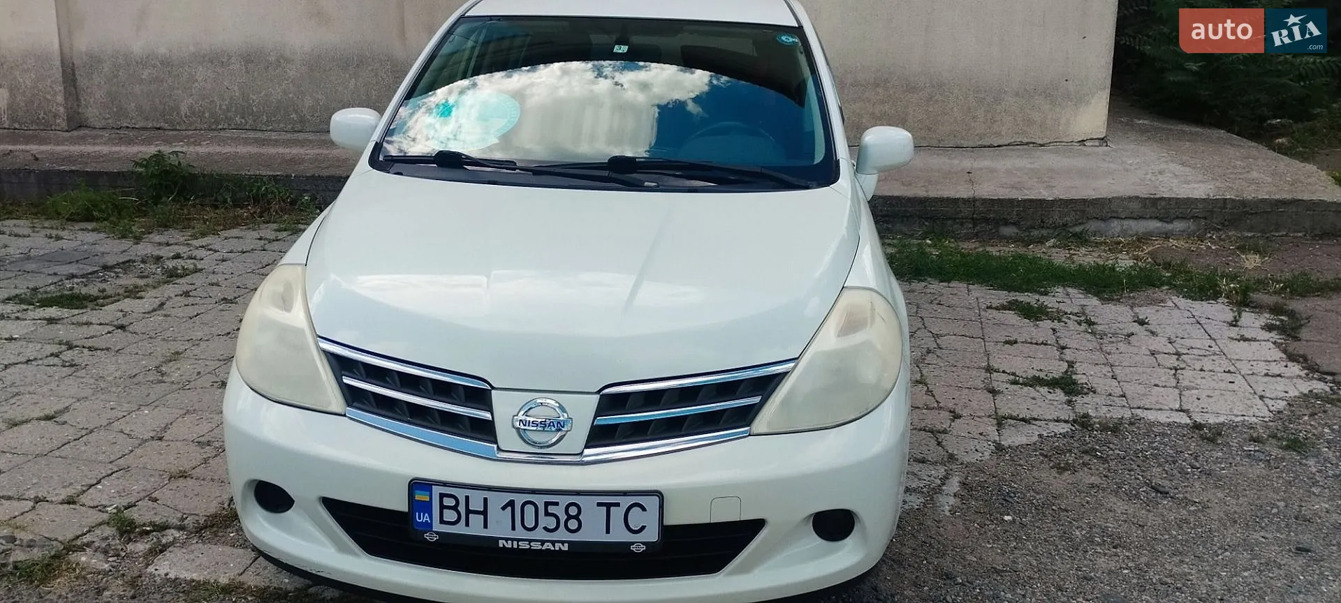 Nissan TIIDA, 2012