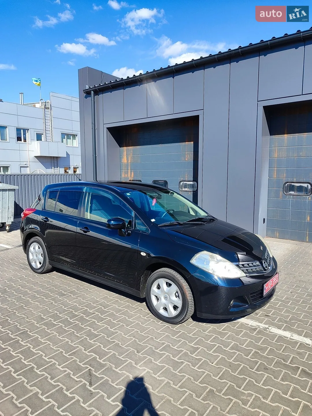 Nissan TIIDA, 2011
