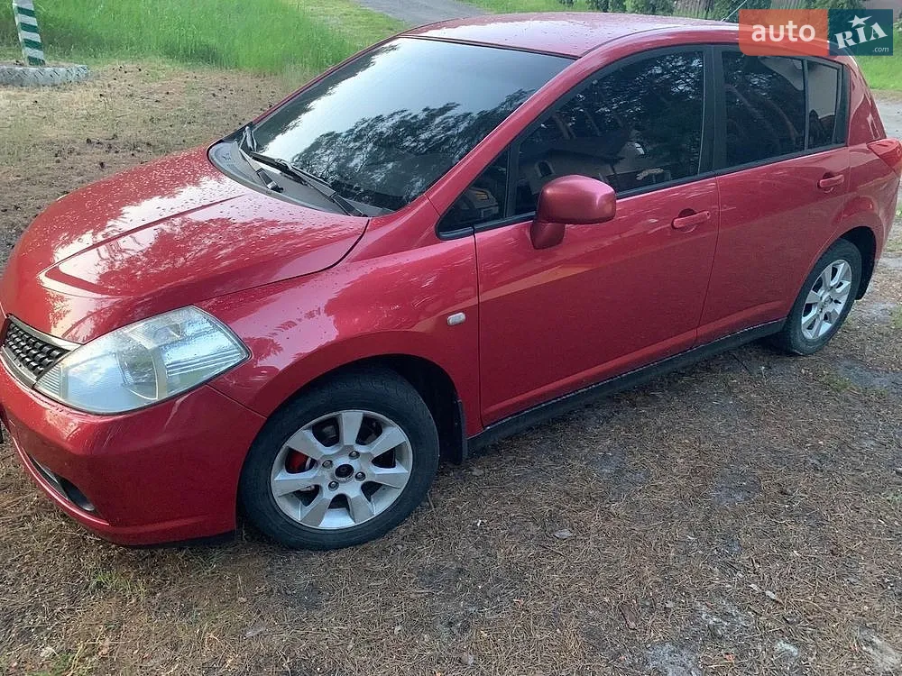 Nissan TIIDA, 2009
