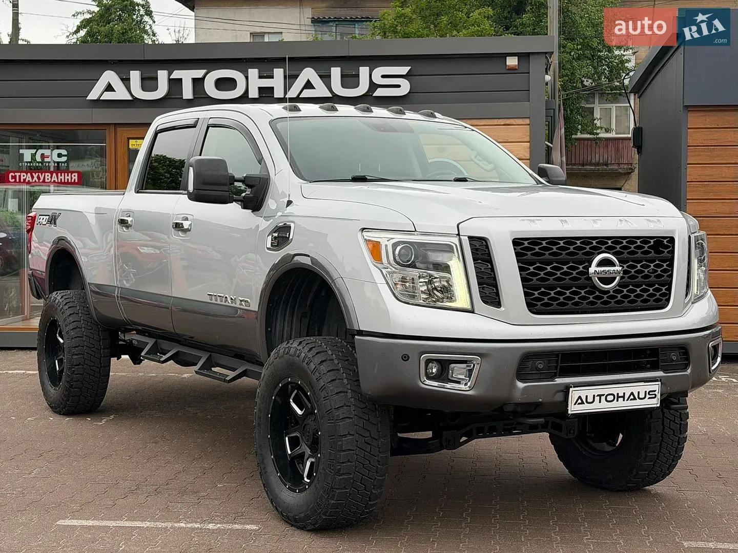 Nissan Titan, 2016