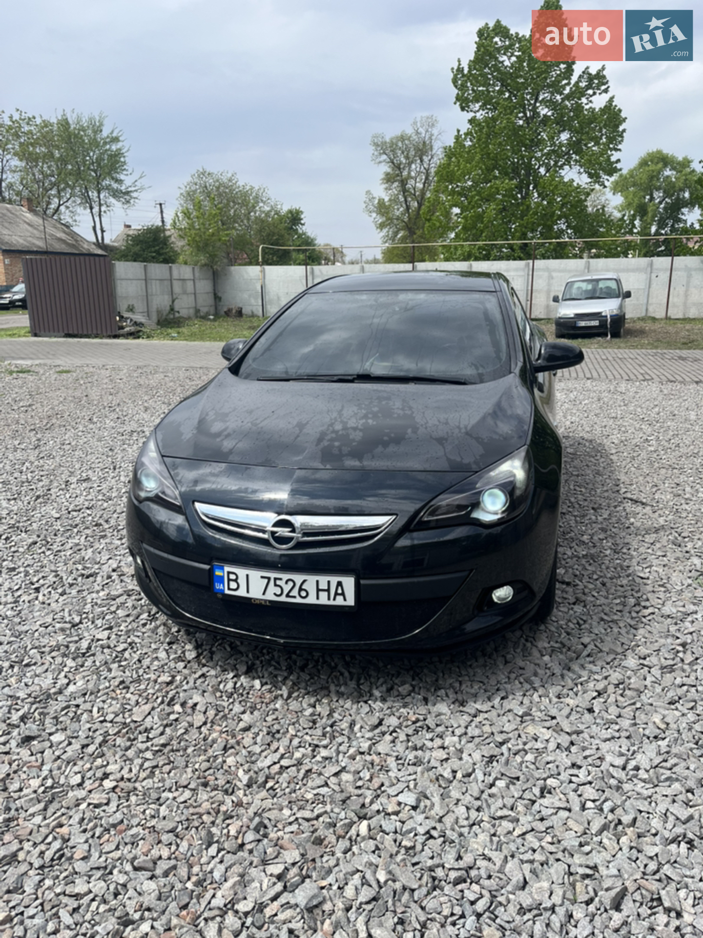 Opel Astra GTC, 2013