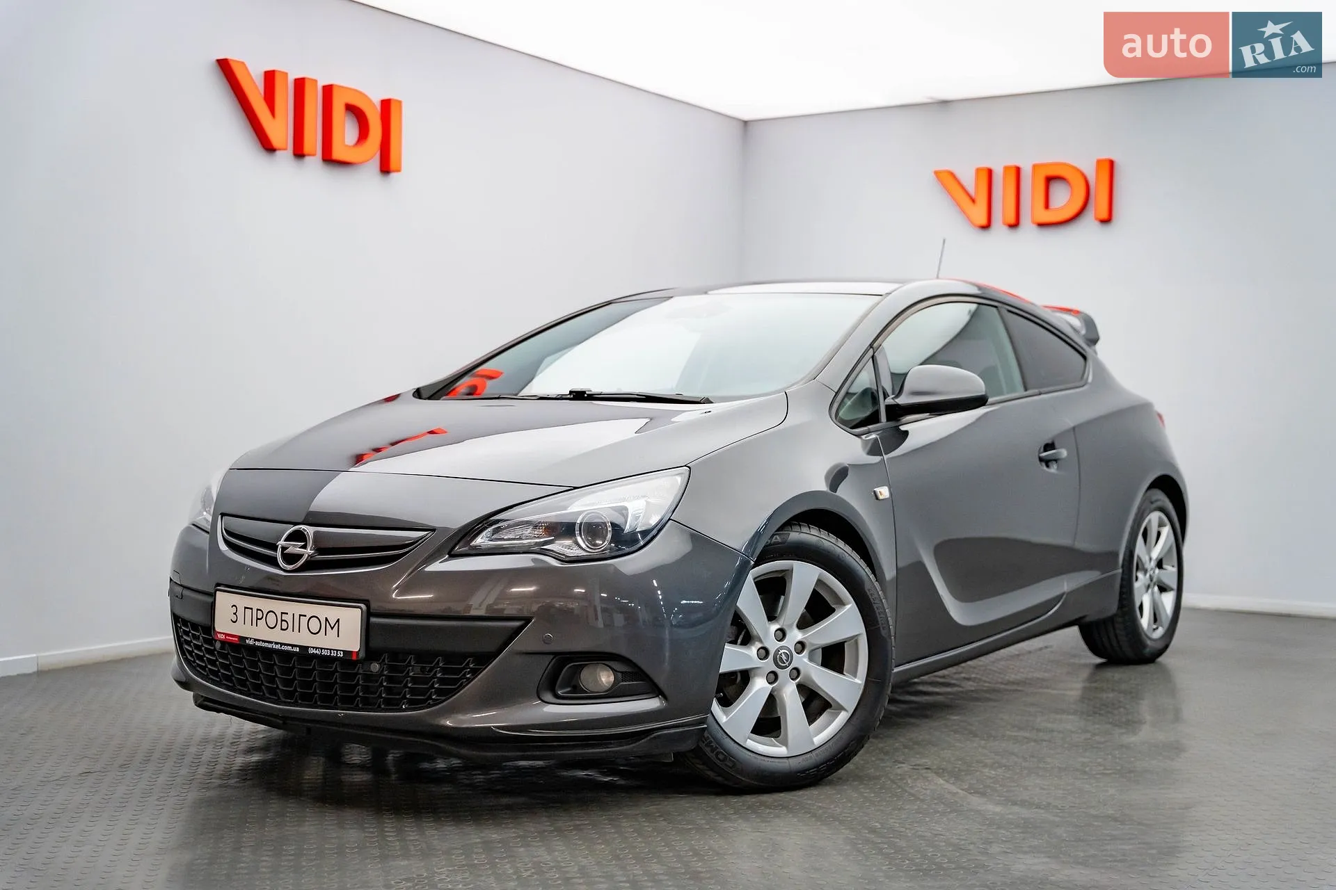 Opel Astra GTC, 2012