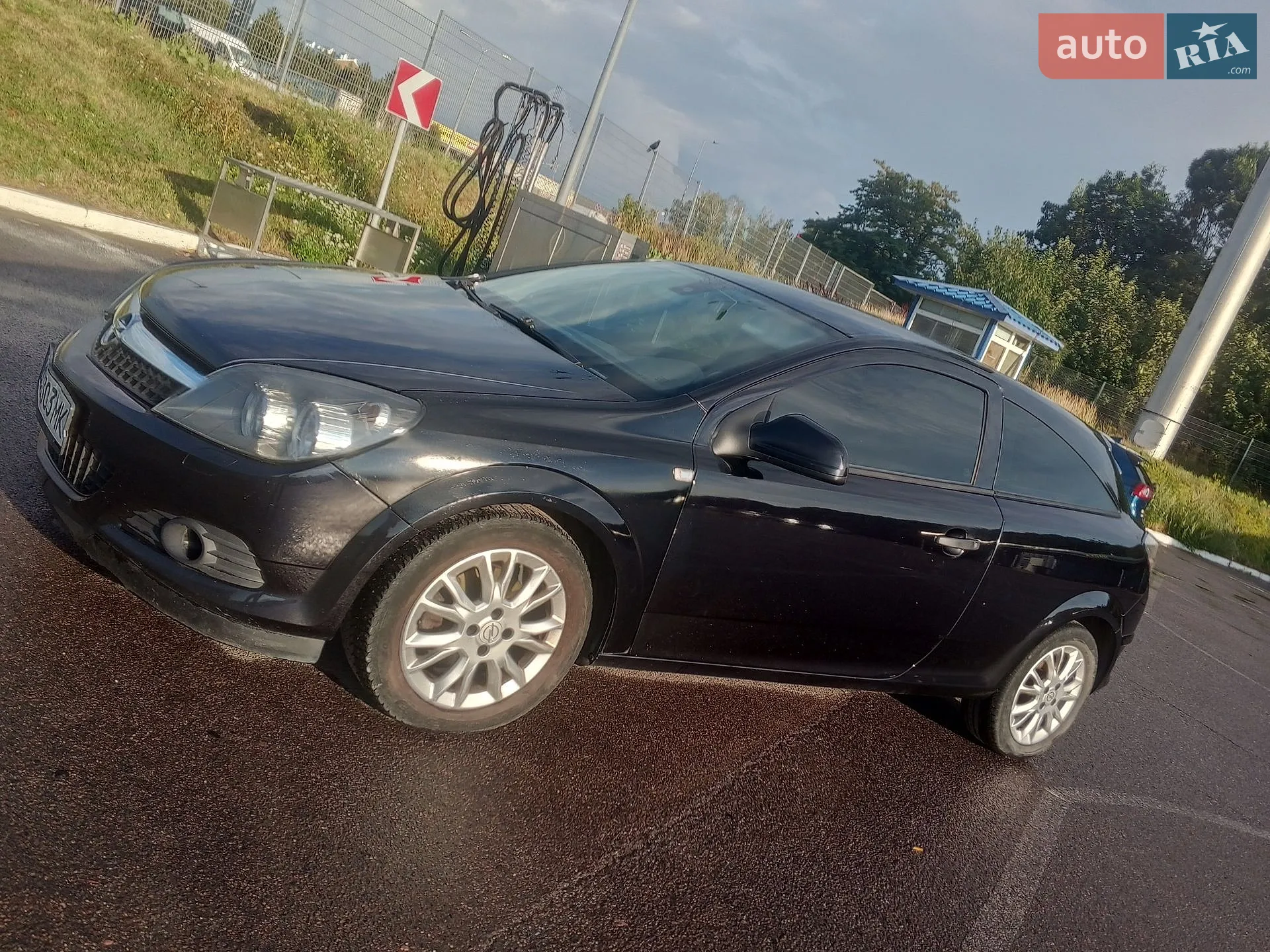 Opel Astra GTC, 2010
