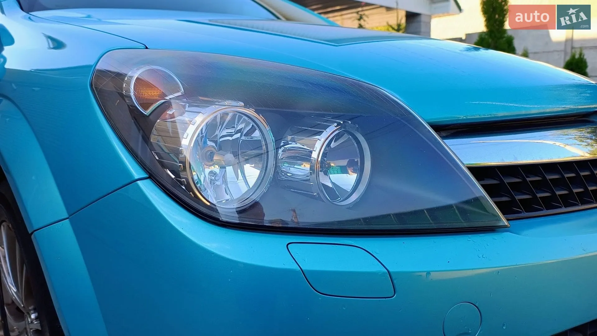 Opel Astra GTC, 2009