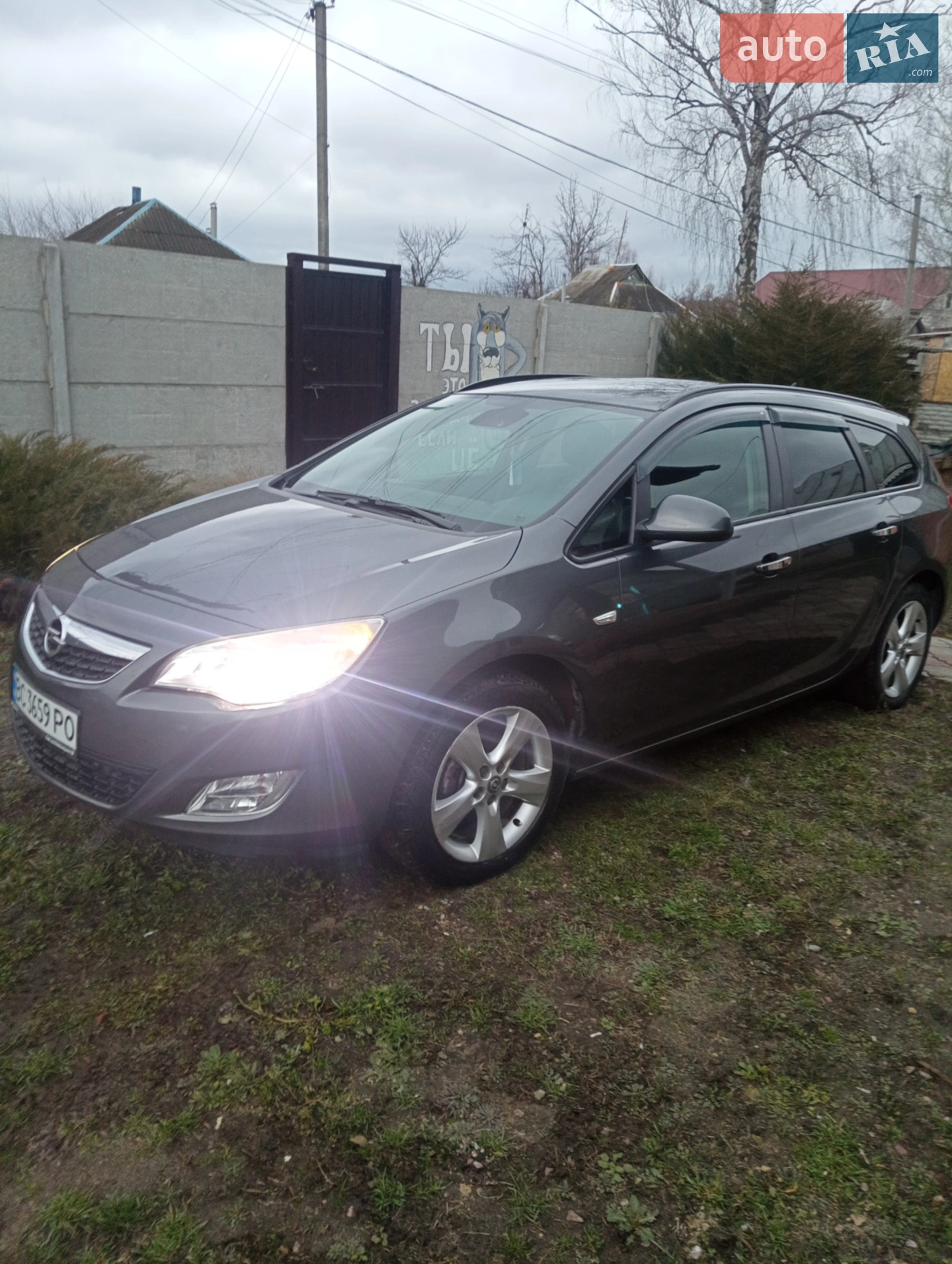 Opel Astra, 2011