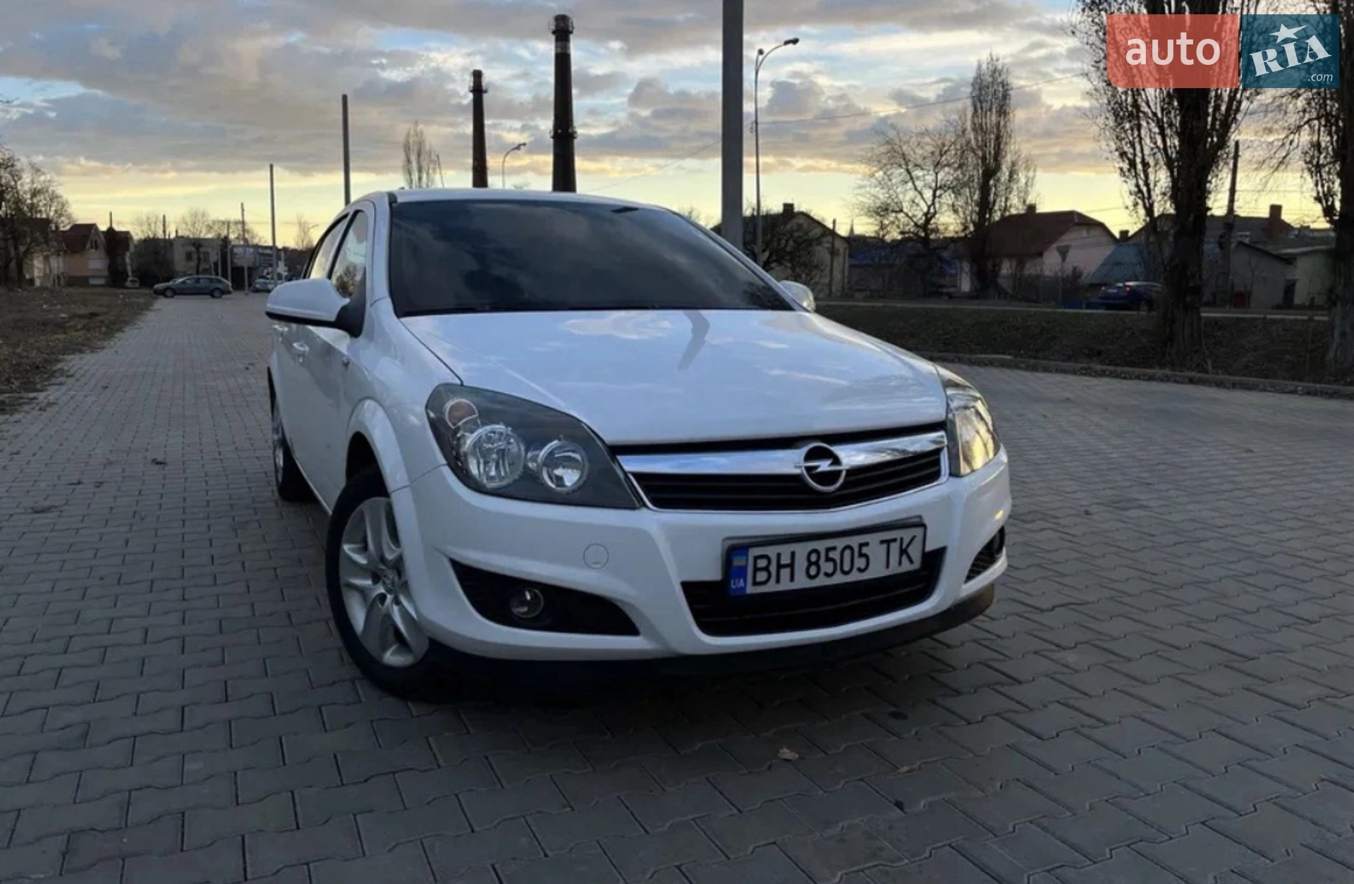 Opel Astra, 2013