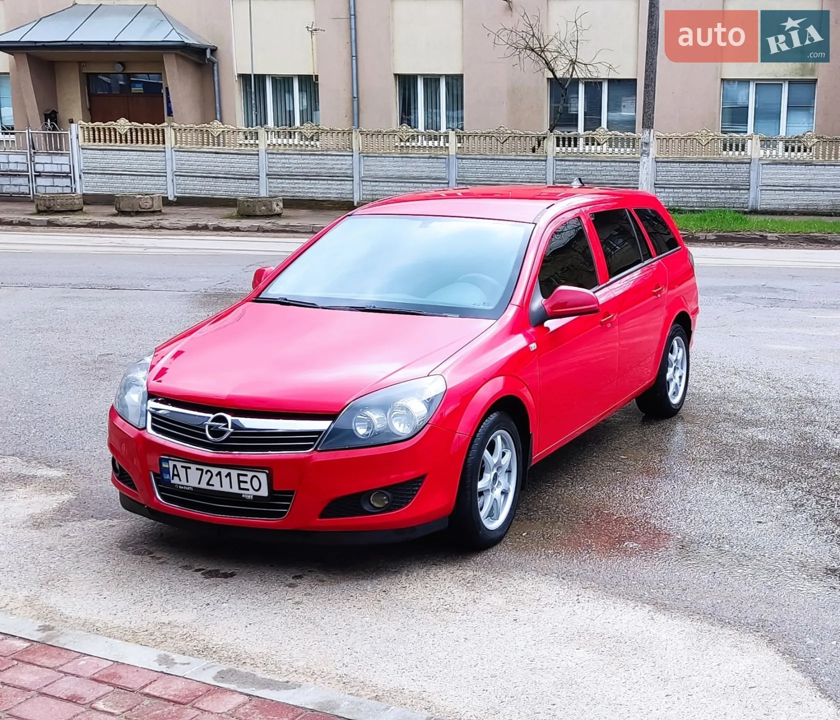 Opel Astra, 2011
