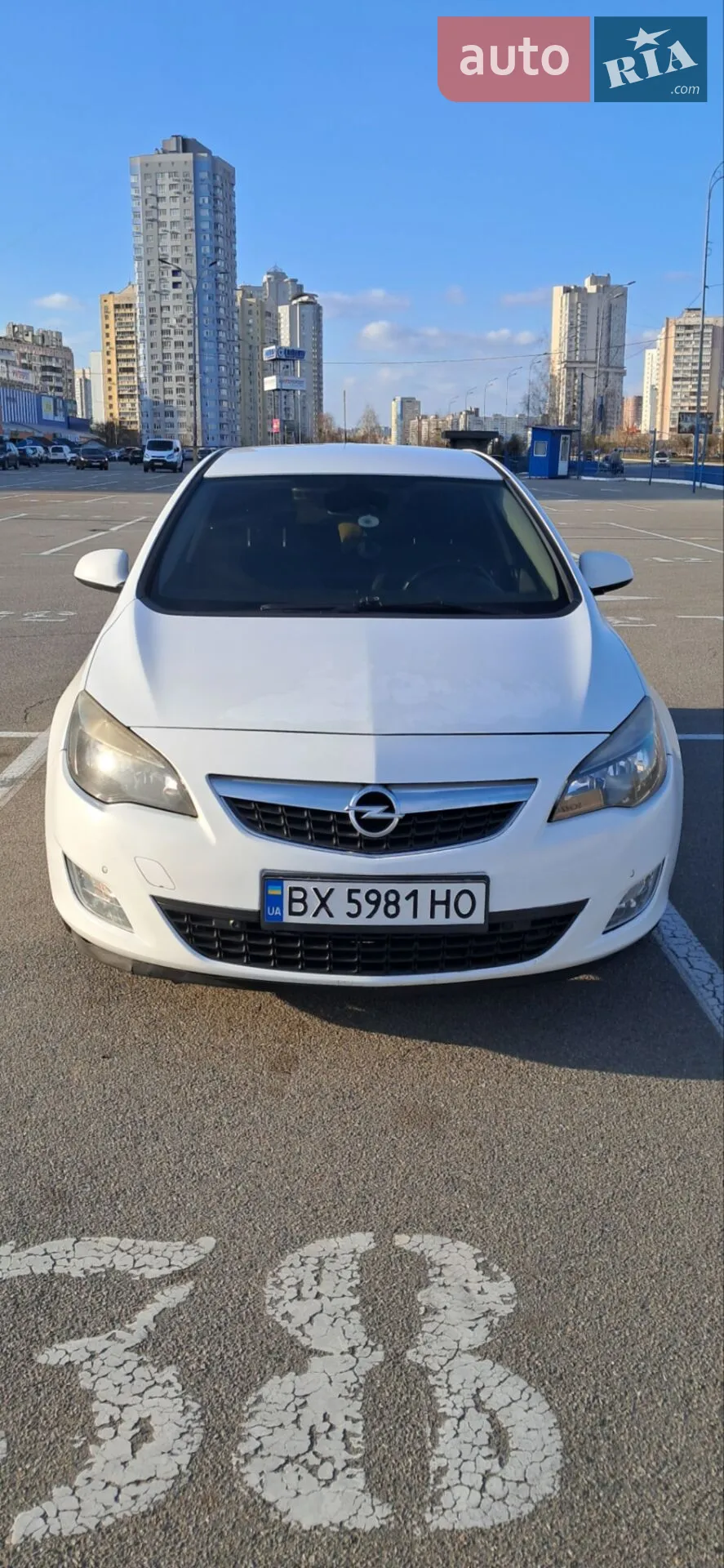 Opel Astra, 2011