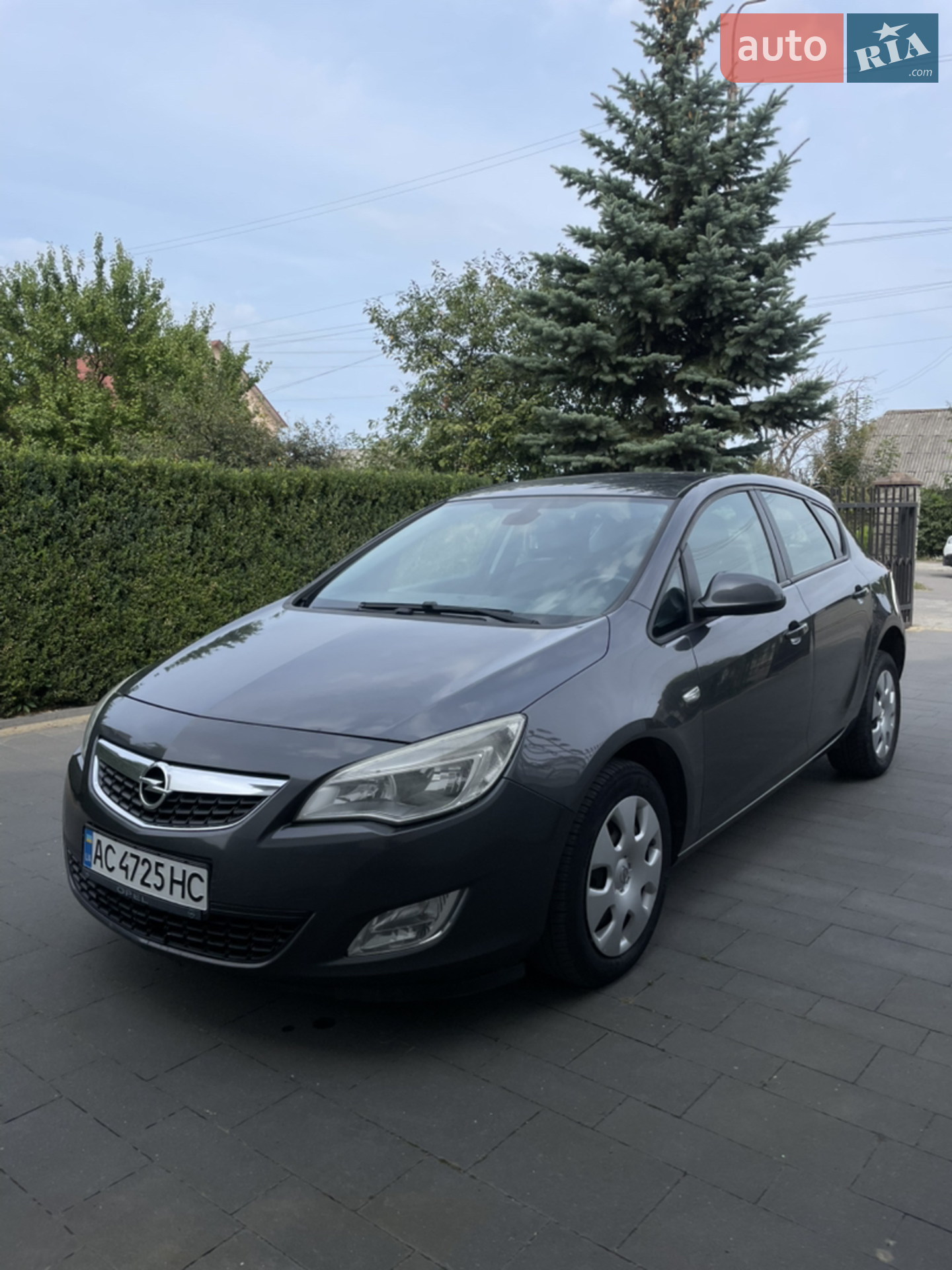 Opel Astra, 2012