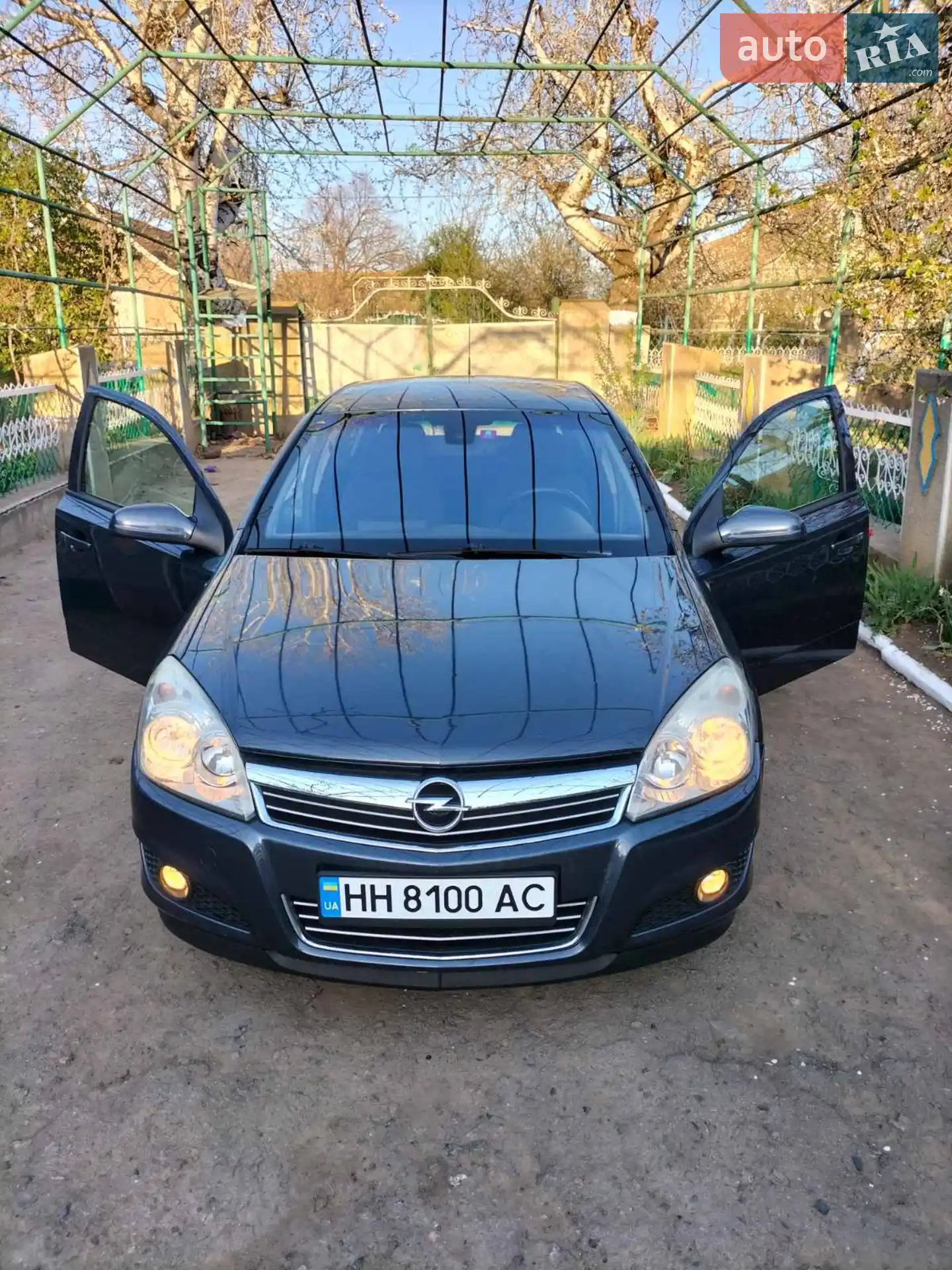 Opel Astra, 2009