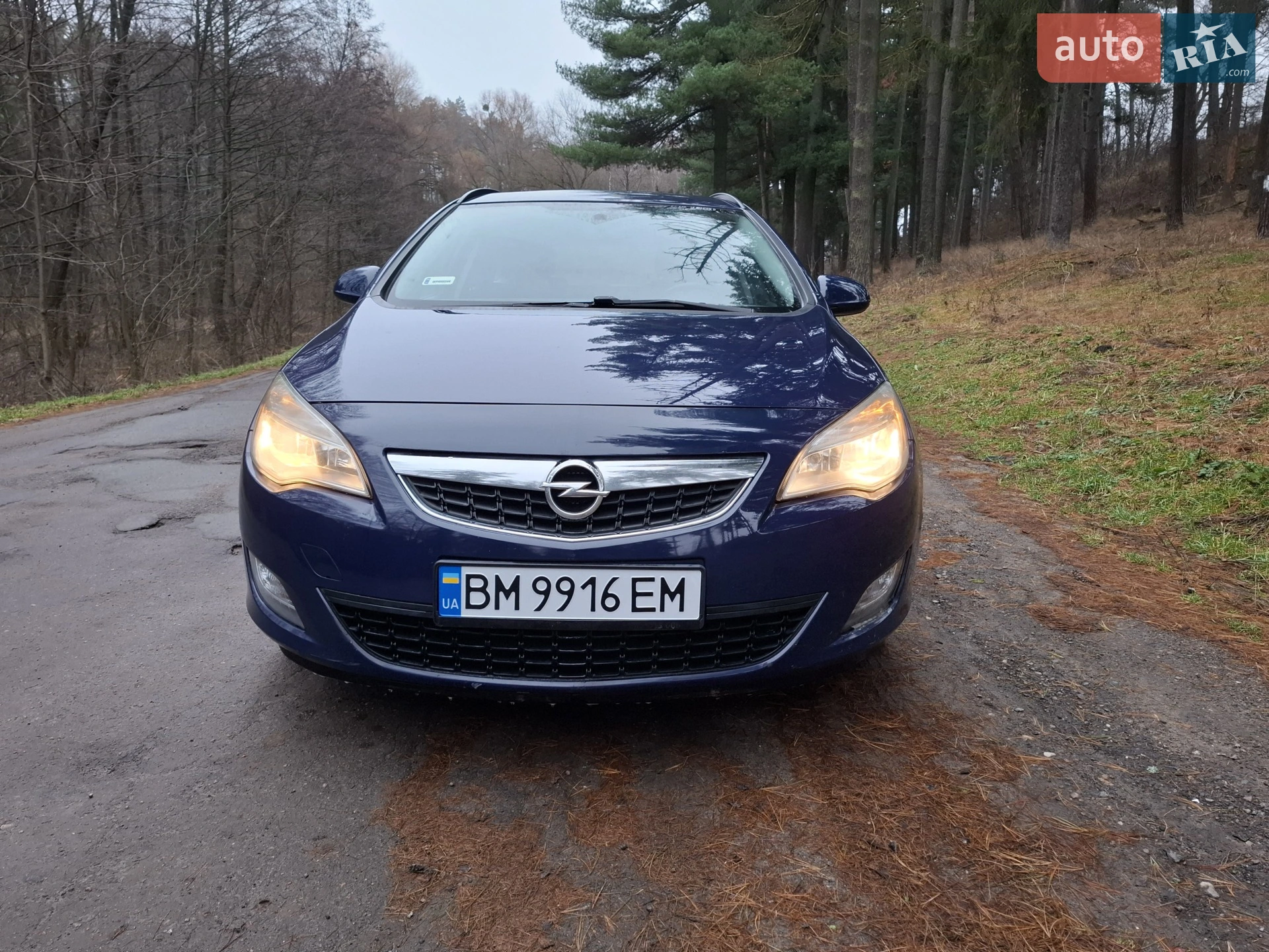 Opel Astra, 2011