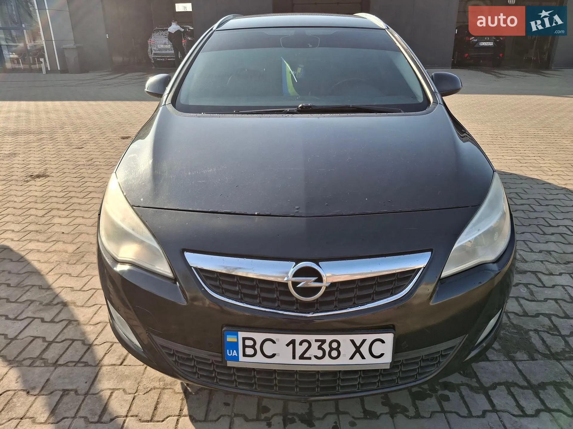 Opel Astra, 2011