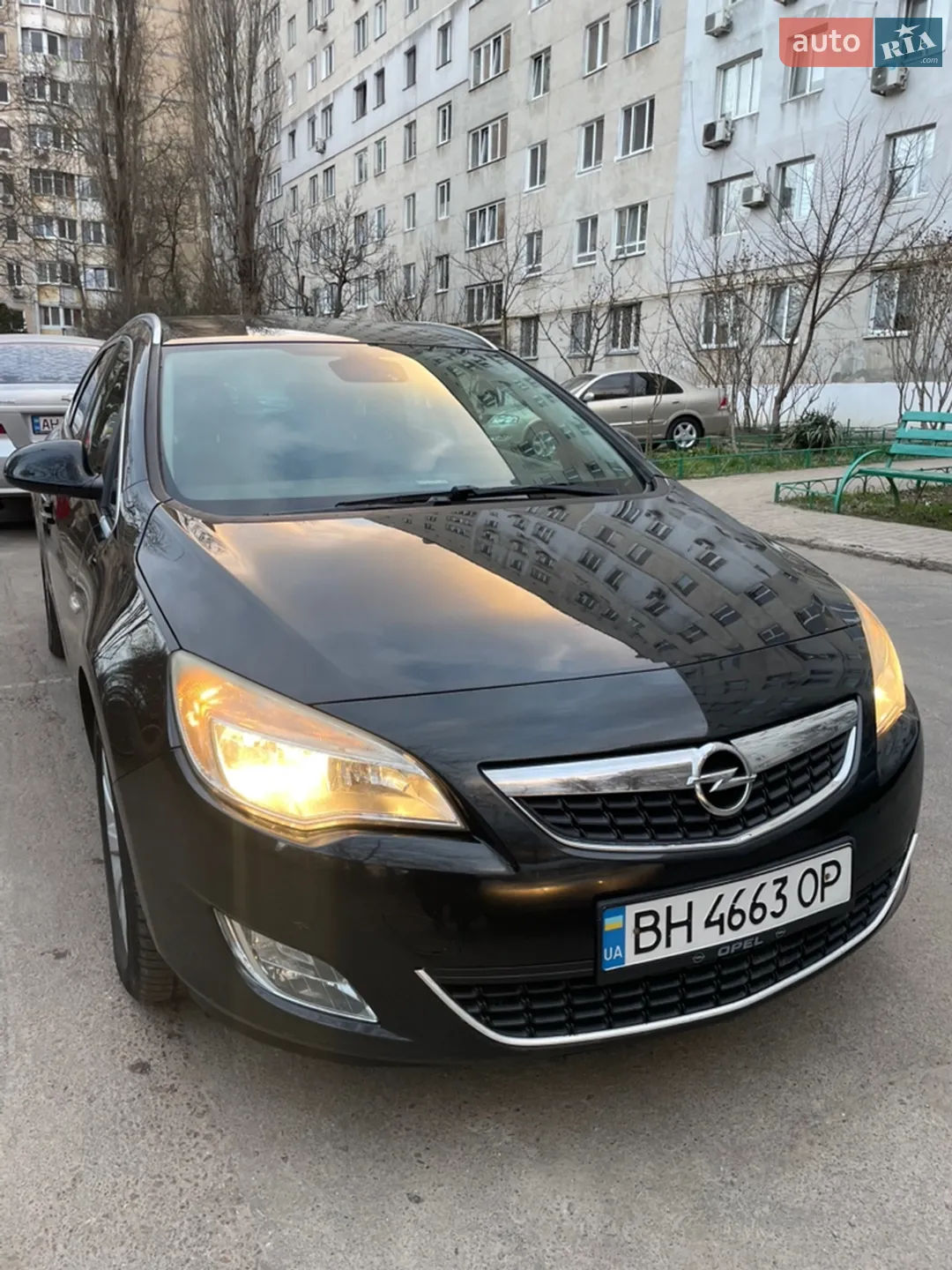 Opel Astra, 2012