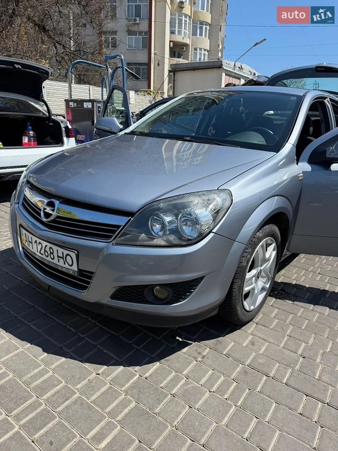 Opel Astra, 2011