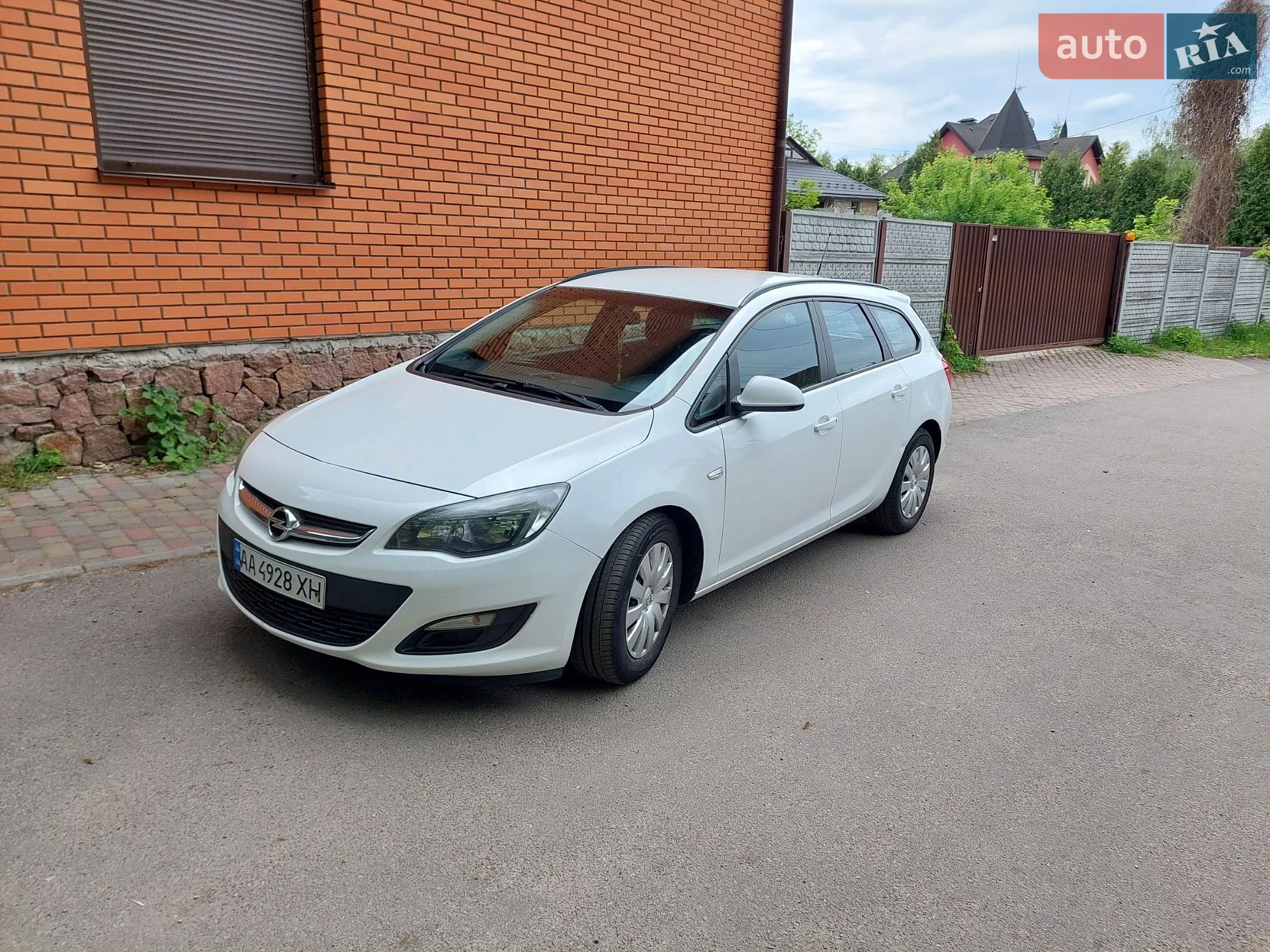 Opel Astra, 2012