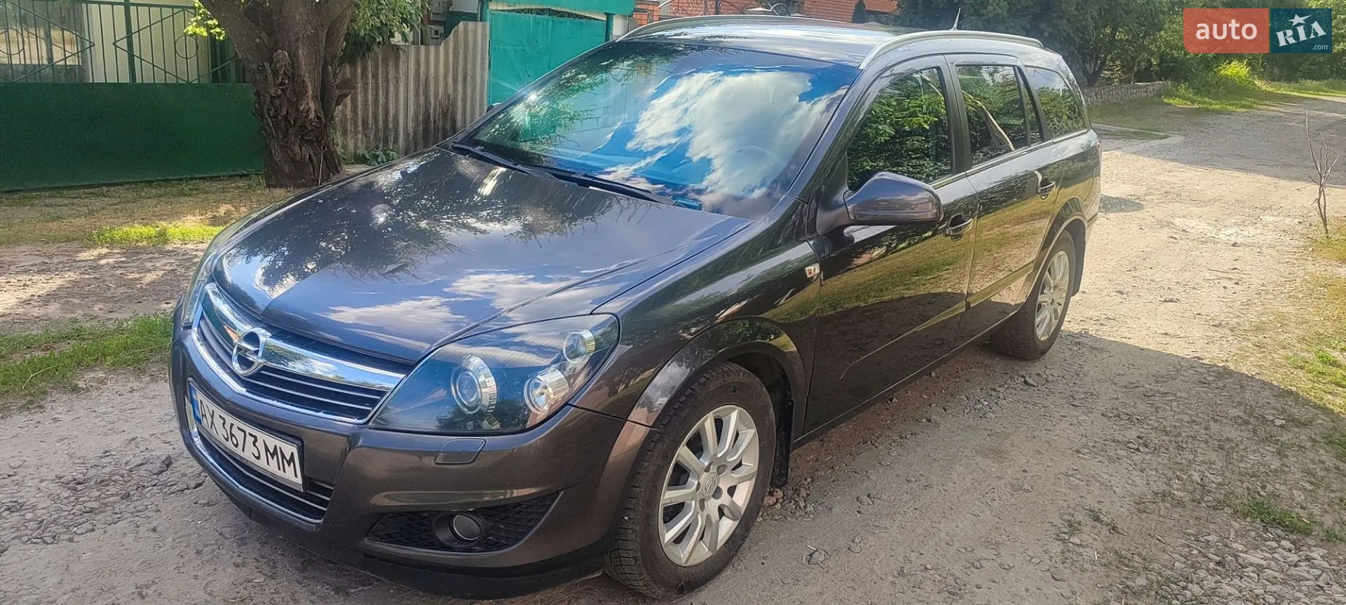 Opel Astra, 2010