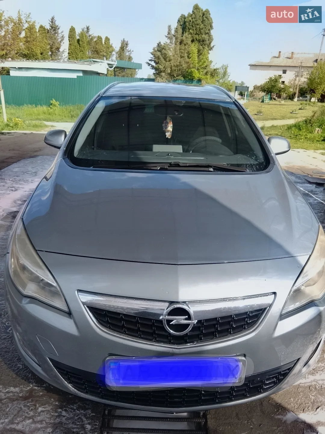 Opel Astra, 2011