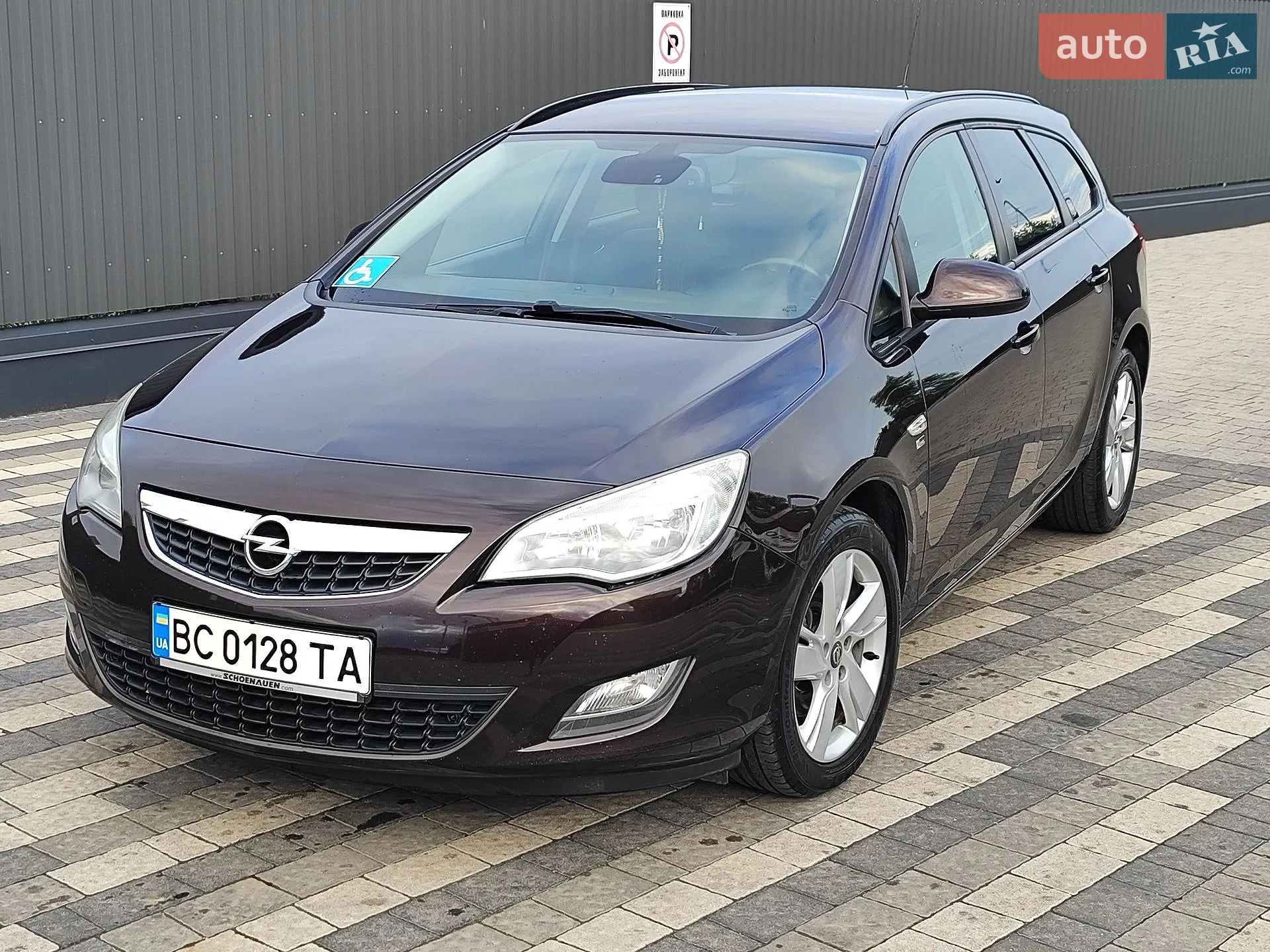 Opel Astra, 2012
