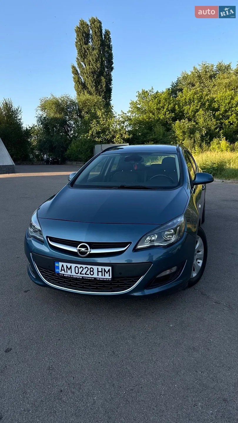 Opel Astra, 2014