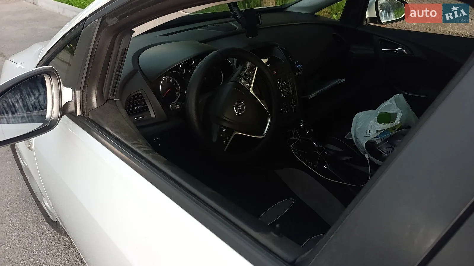 Opel Astra, 2012