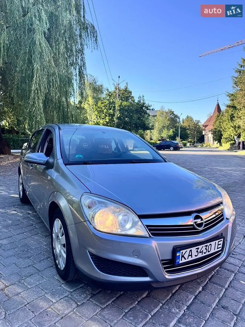 Opel Astra, 2008