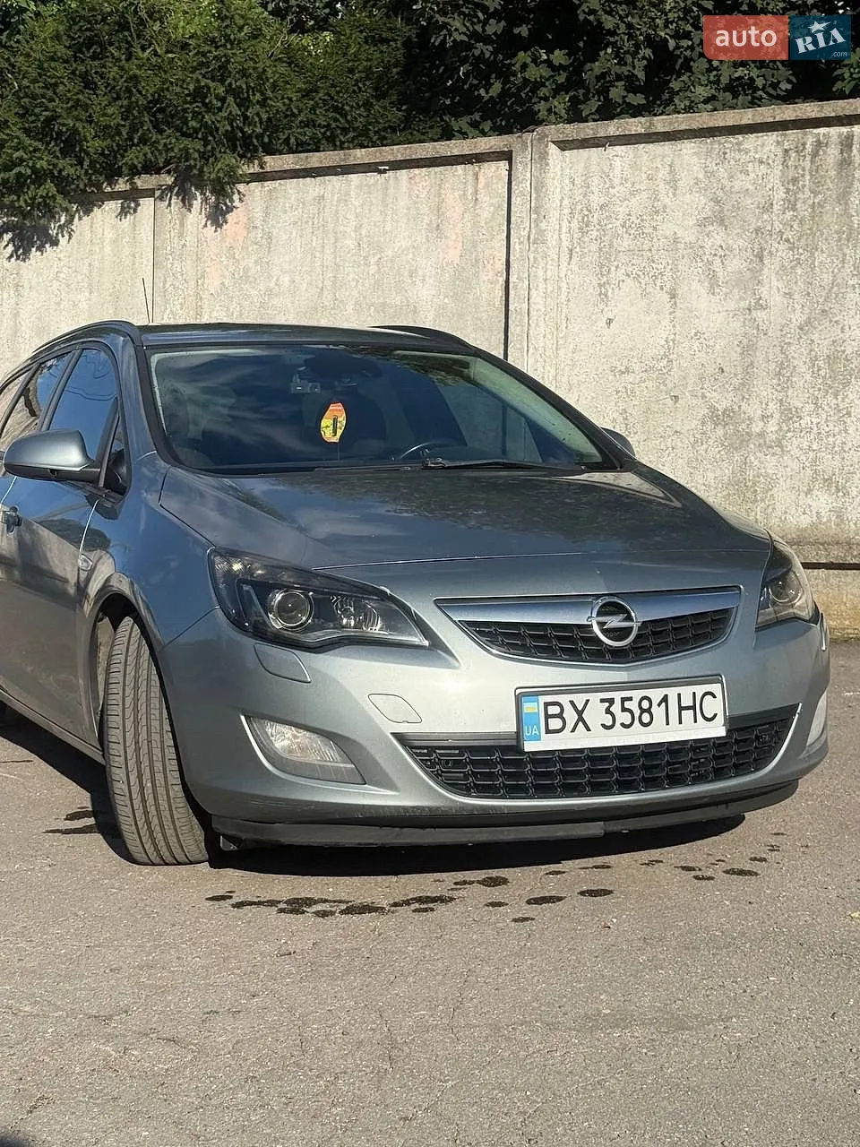 Opel Astra, 2011