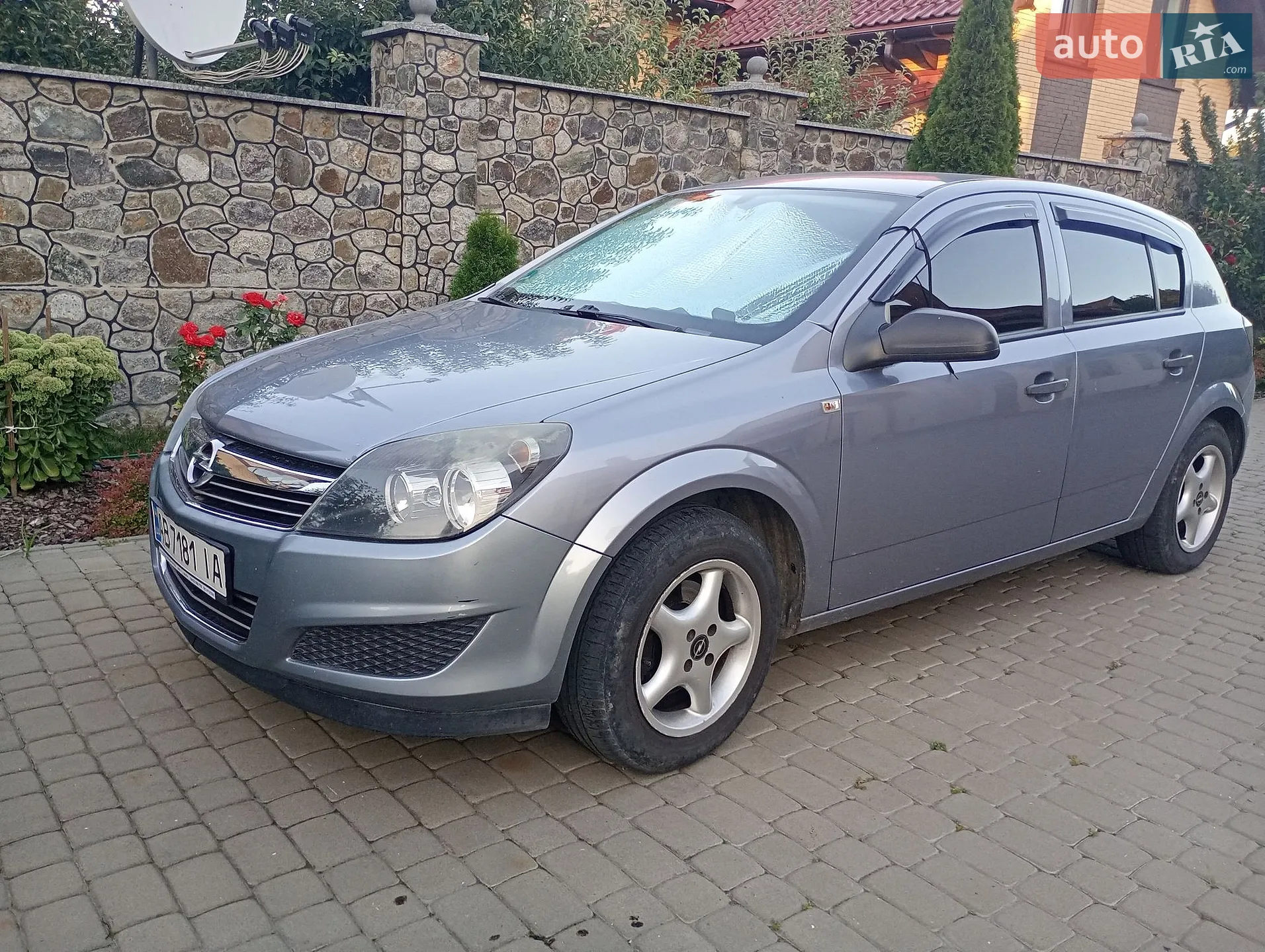 Opel Astra, 2009