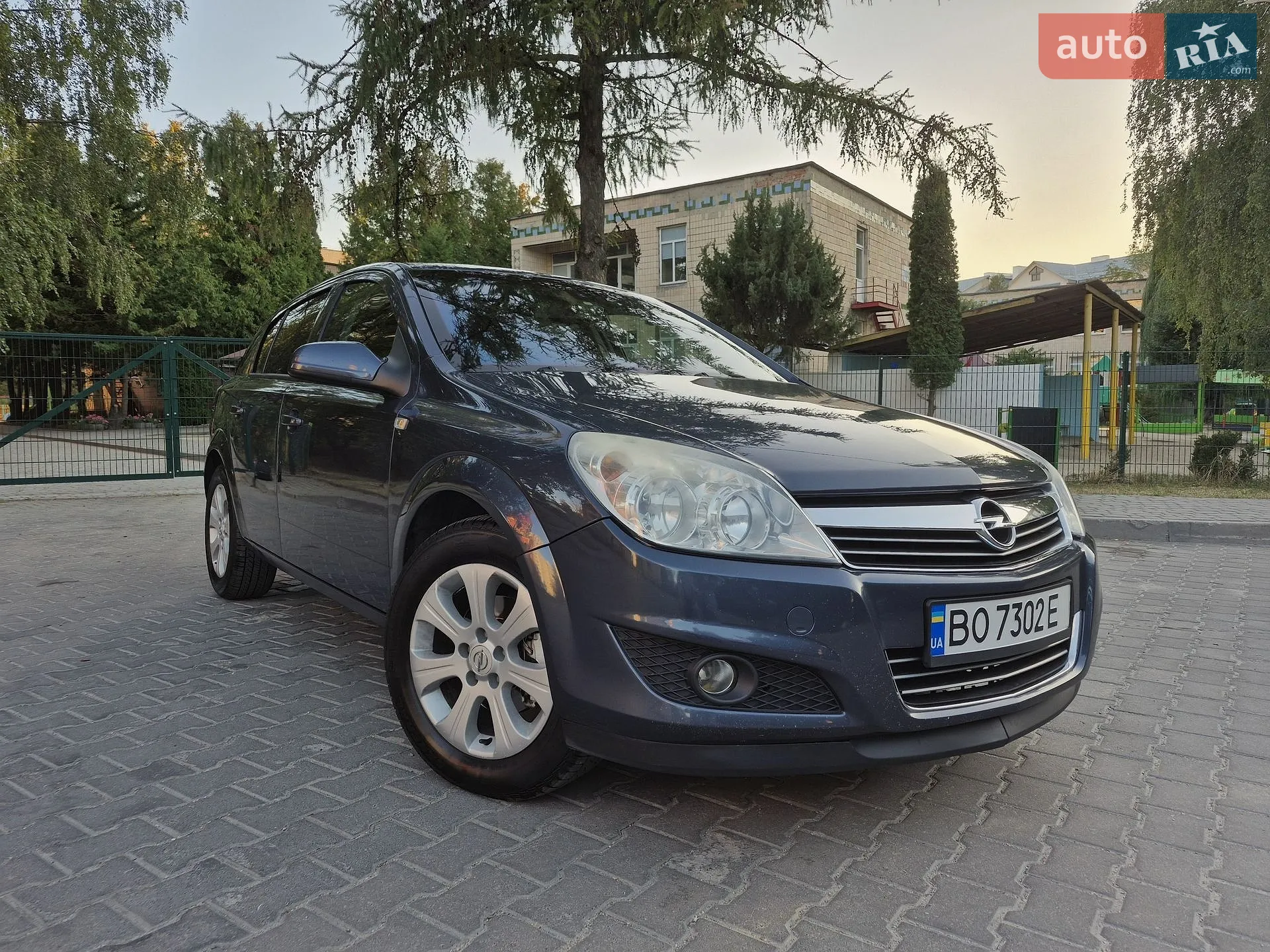 Opel Astra, 2009