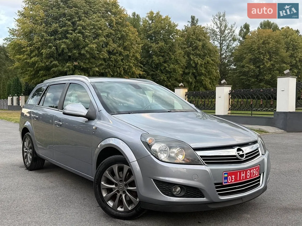 Opel Astra, 2010