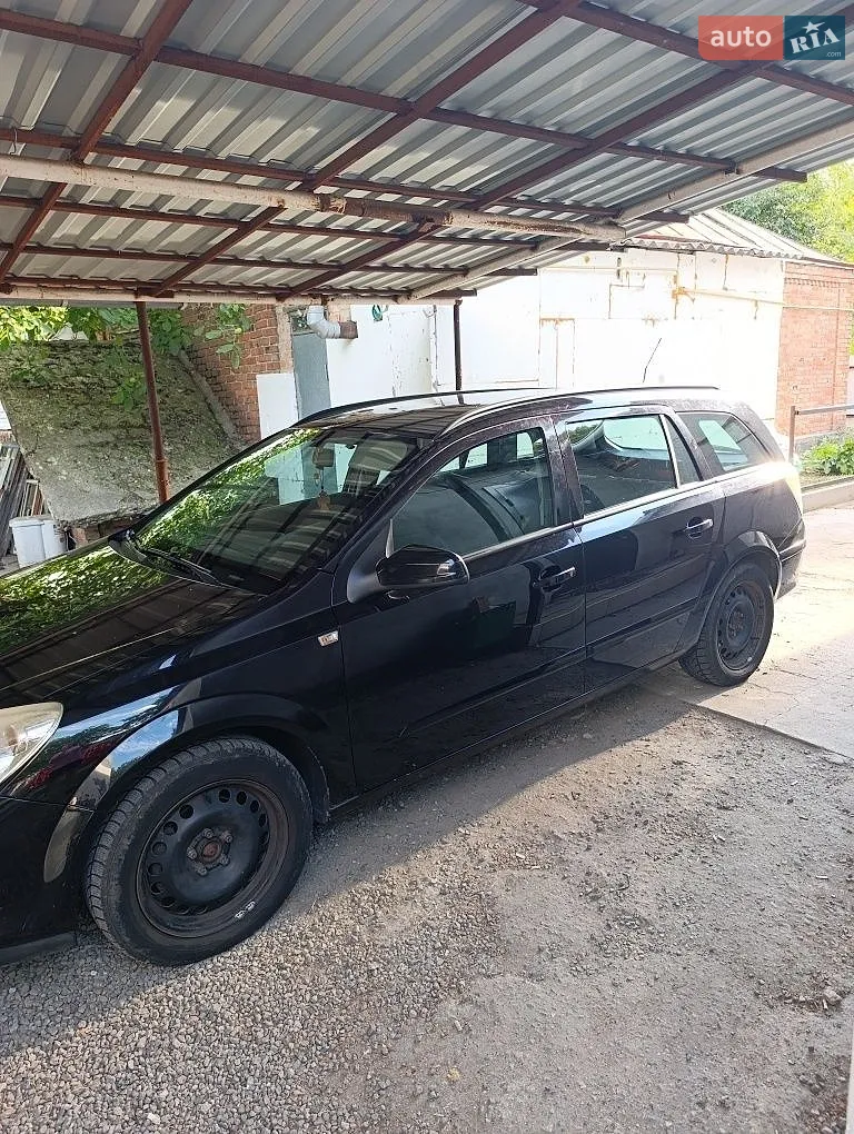 Opel Astra, 2009