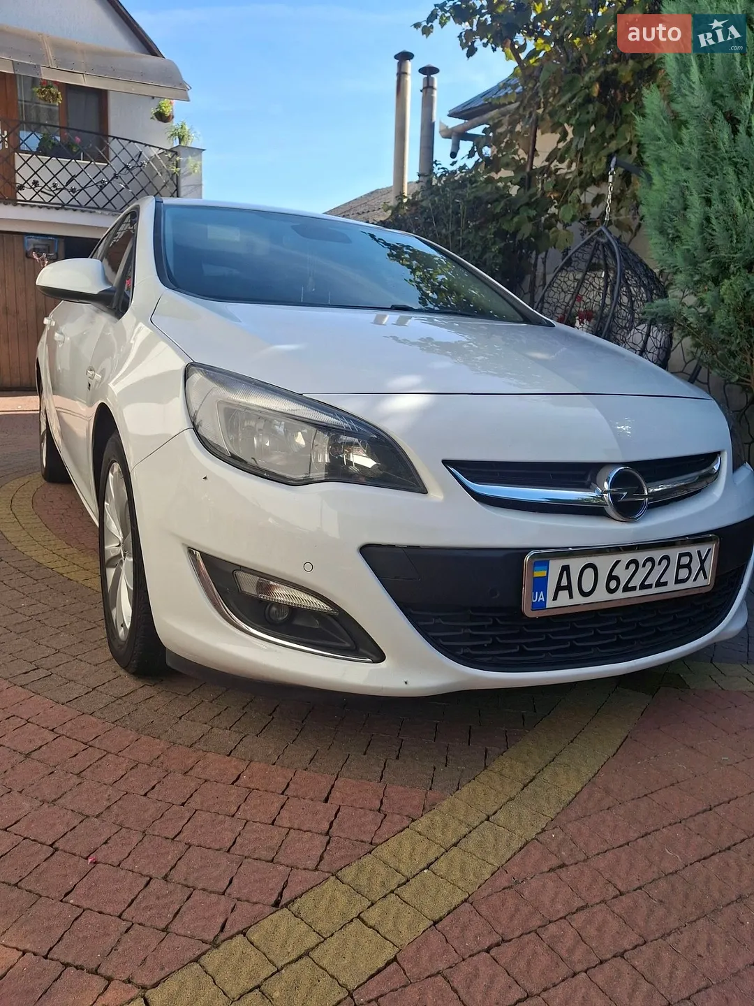 Opel Astra, 2012