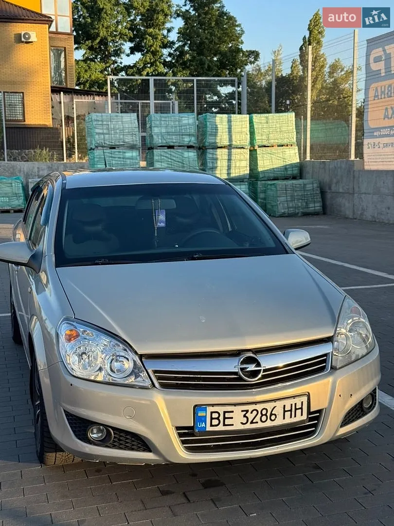 Opel Astra, 2008