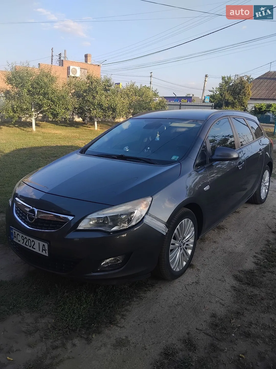 Opel Astra, 2011