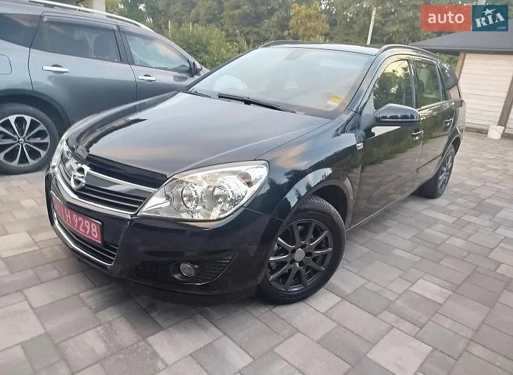 Opel Astra, 2009