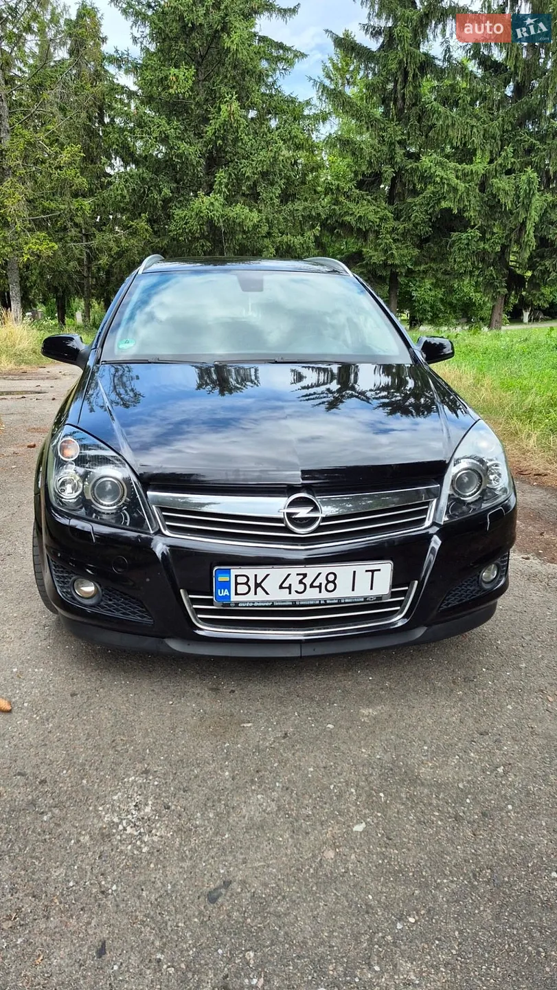 Opel Astra, 2009