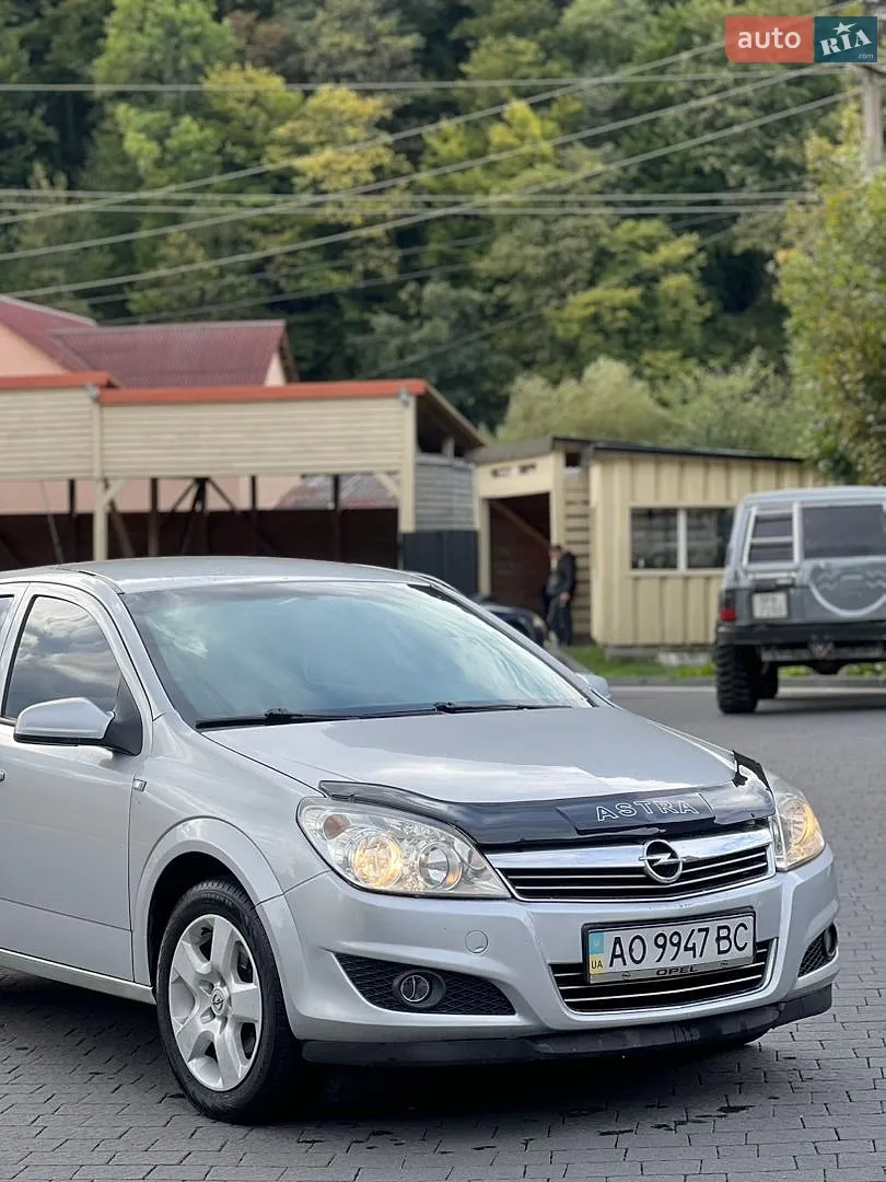 Opel Astra, 2013