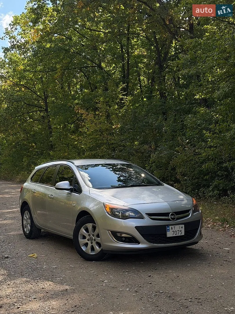 Opel Astra, 2014